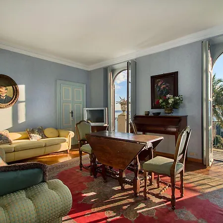 Out Of A Fairy Tale Lakeview With Pool Villa