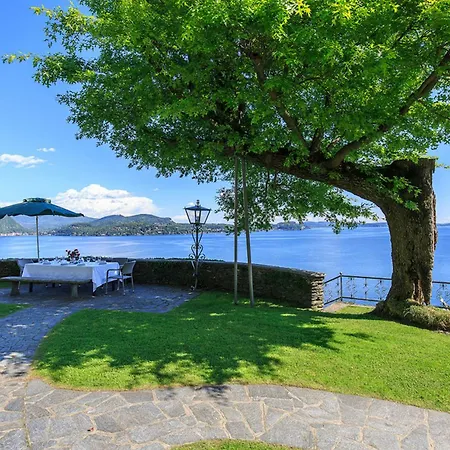 Villa Out Of A Fairy Tale Lakeview With Pool